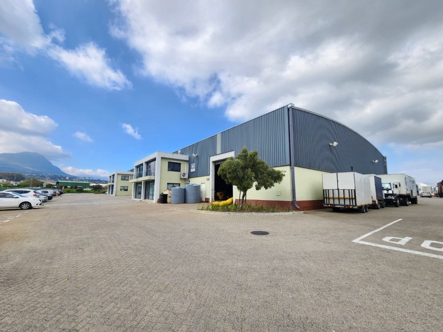 To Let commercial Property for Rent in Mall Interchange Western Cape